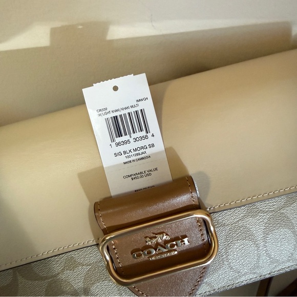 Coach CR332 - Picture 9 of 10